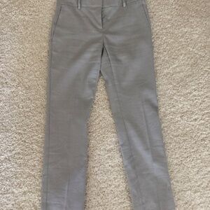 Ann Taylor Light Gray Crop Pant Size 0 NWT